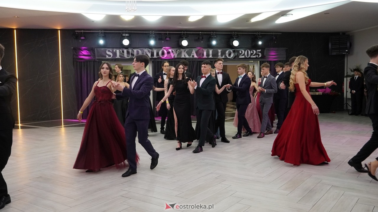 Studniówka II LO w Ostrołęce 2025 [11.02.2025] - zdjęcie #213 - eOstroleka.pl