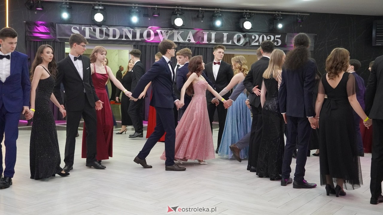Studniówka II LO w Ostrołęce 2025 [11.02.2025] - zdjęcie #209 - eOstroleka.pl