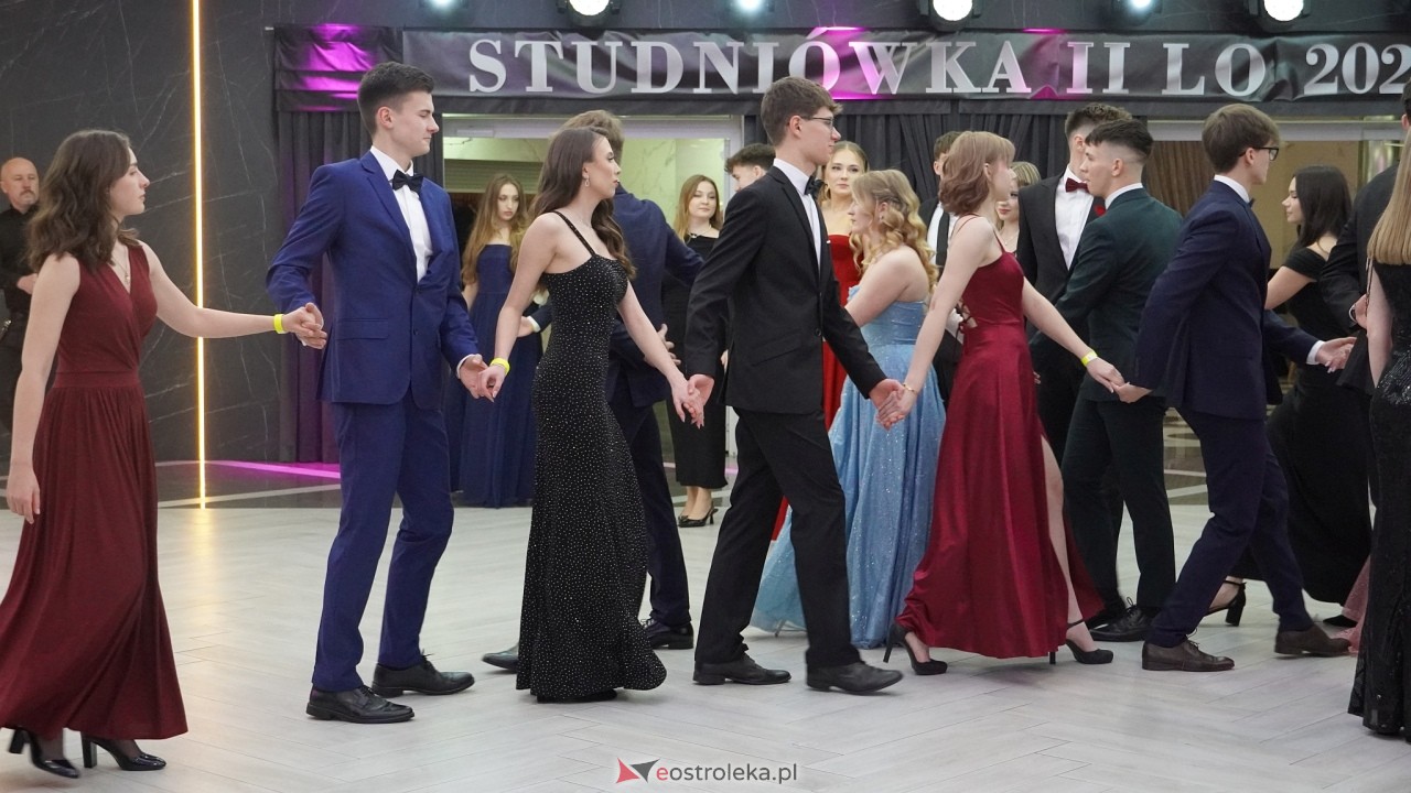 Studniówka II LO w Ostrołęce 2025 [11.02.2025] - zdjęcie #208 - eOstroleka.pl