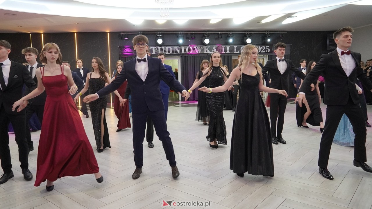 Studniówka II LO w Ostrołęce 2025 [11.02.2025] - zdjęcie #197 - eOstroleka.pl