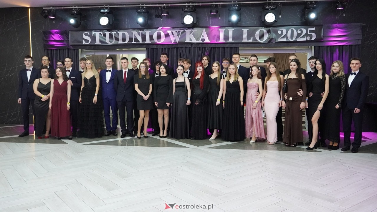 Studniówka II LO w Ostrołęce 2025 [11.02.2025] - zdjęcie #166 - eOstroleka.pl
