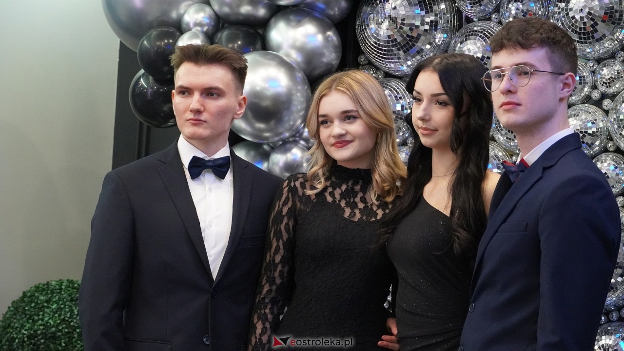 Studniówka II LO w Ostrołęce 2025 [11.02.2025] - zdjęcie #132 - eOstroleka.pl
