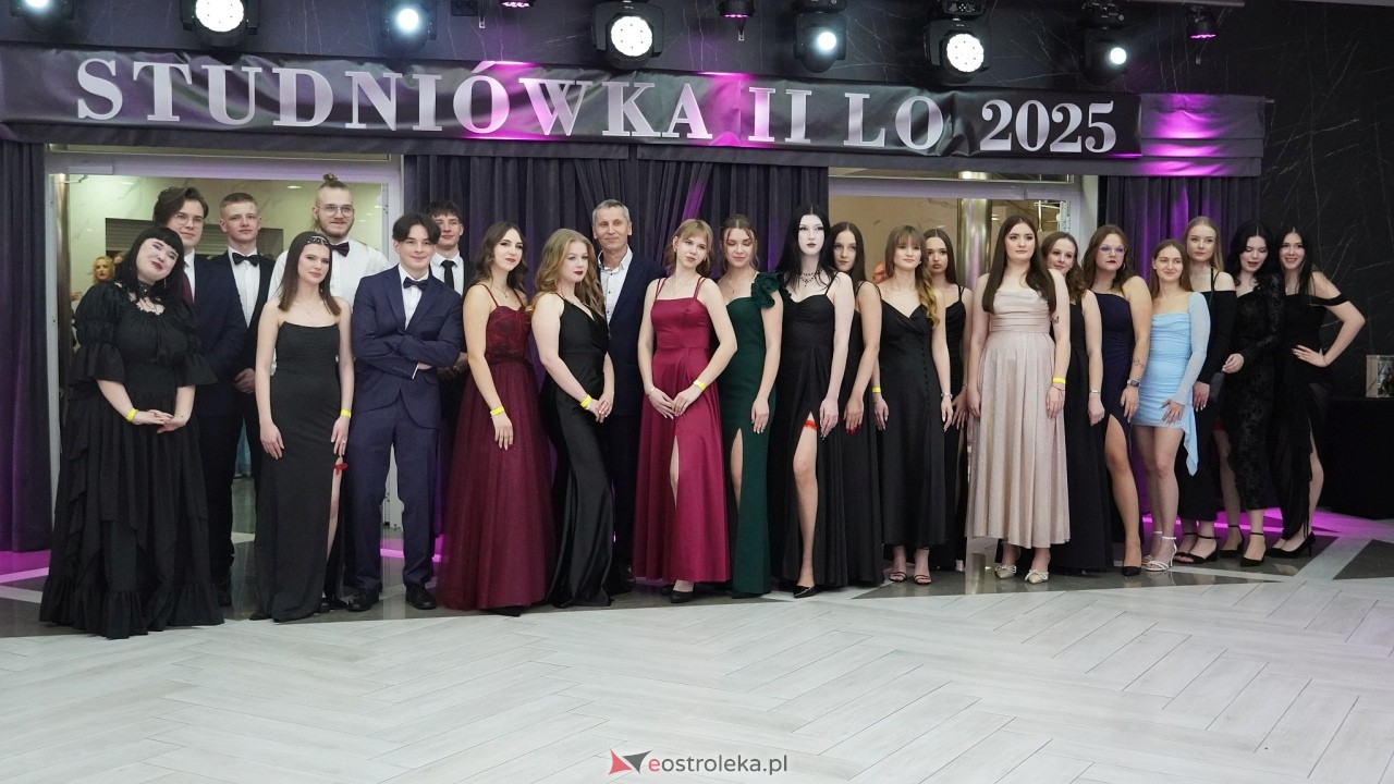 Studniówka II LO w Ostrołęce 2025 [11.02.2025] - zdjęcie #123 - eOstroleka.pl