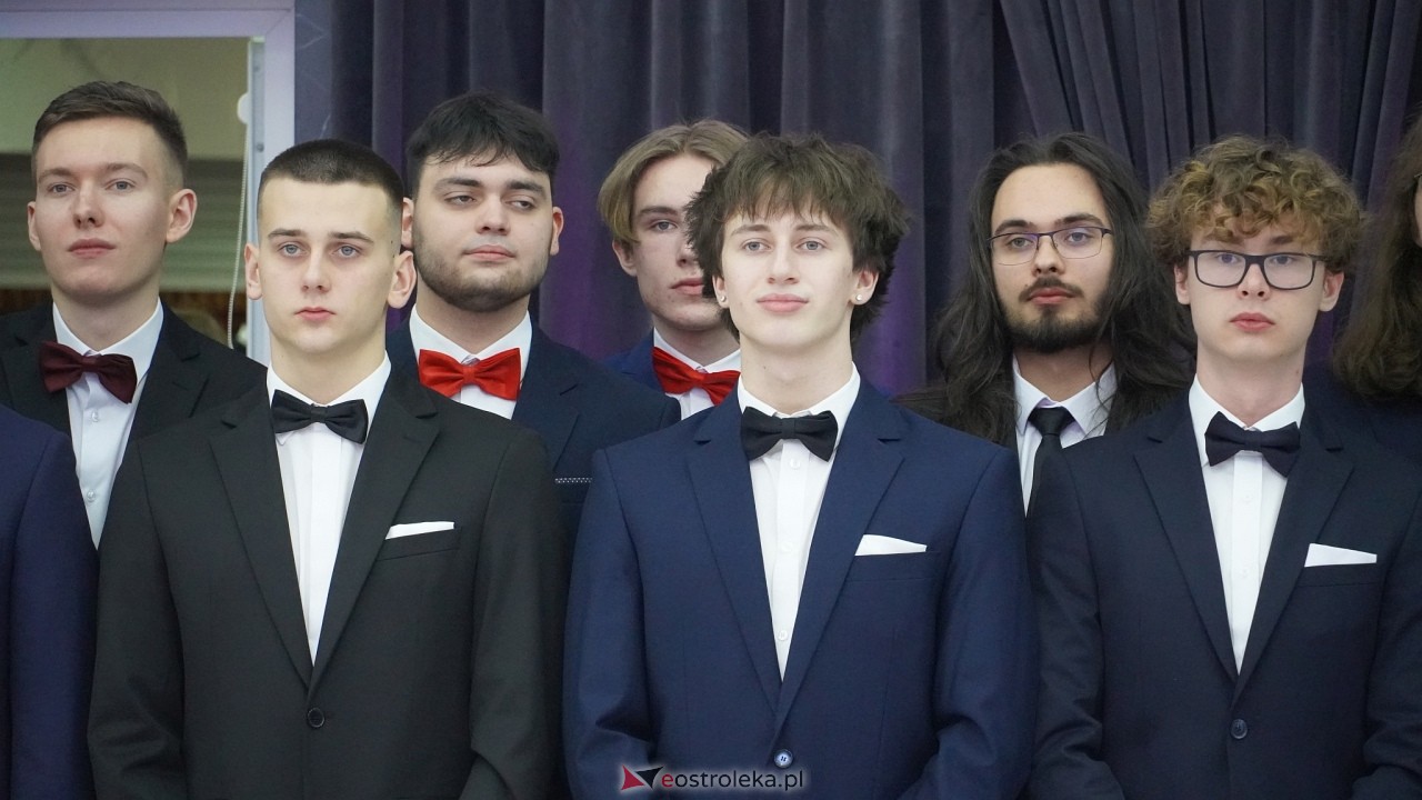 Studniówka II LO w Ostrołęce 2025 [11.02.2025] - zdjęcie #116 - eOstroleka.pl