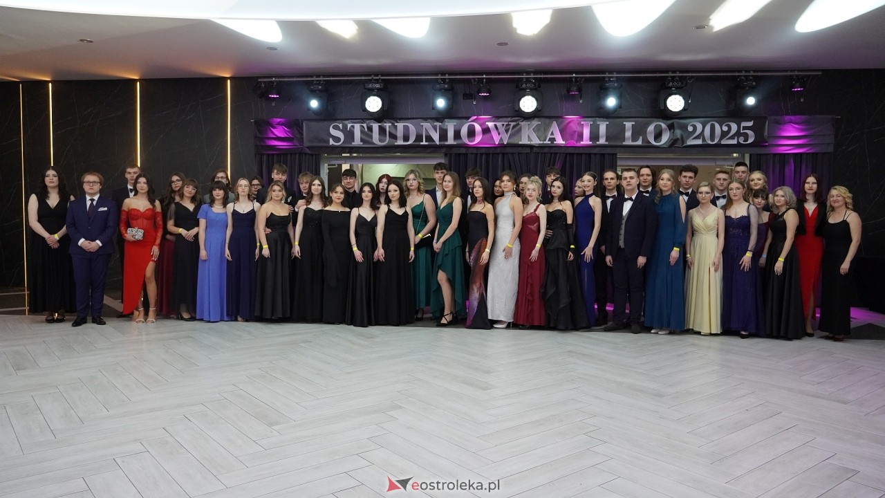 Studniówka II LO w Ostrołęce 2025 [11.02.2025] - zdjęcie #110 - eOstroleka.pl