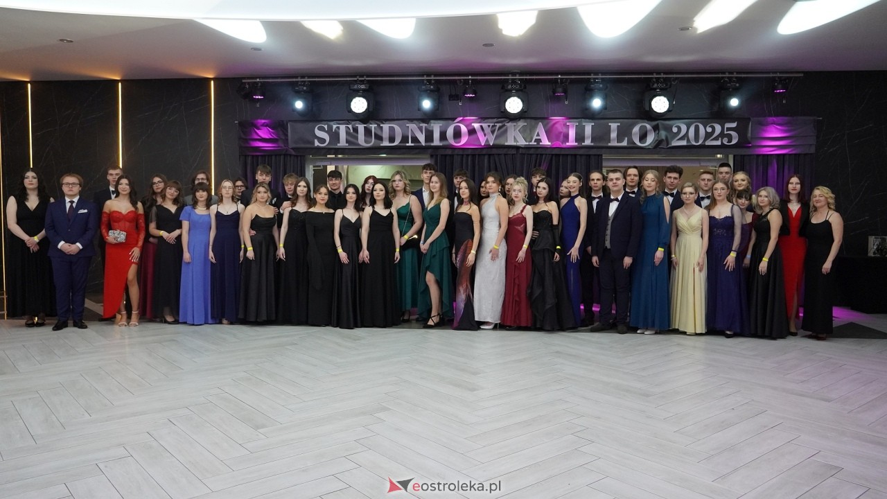 Studniówka II LO w Ostrołęce 2025 [11.02.2025] - zdjęcie #109 - eOstroleka.pl