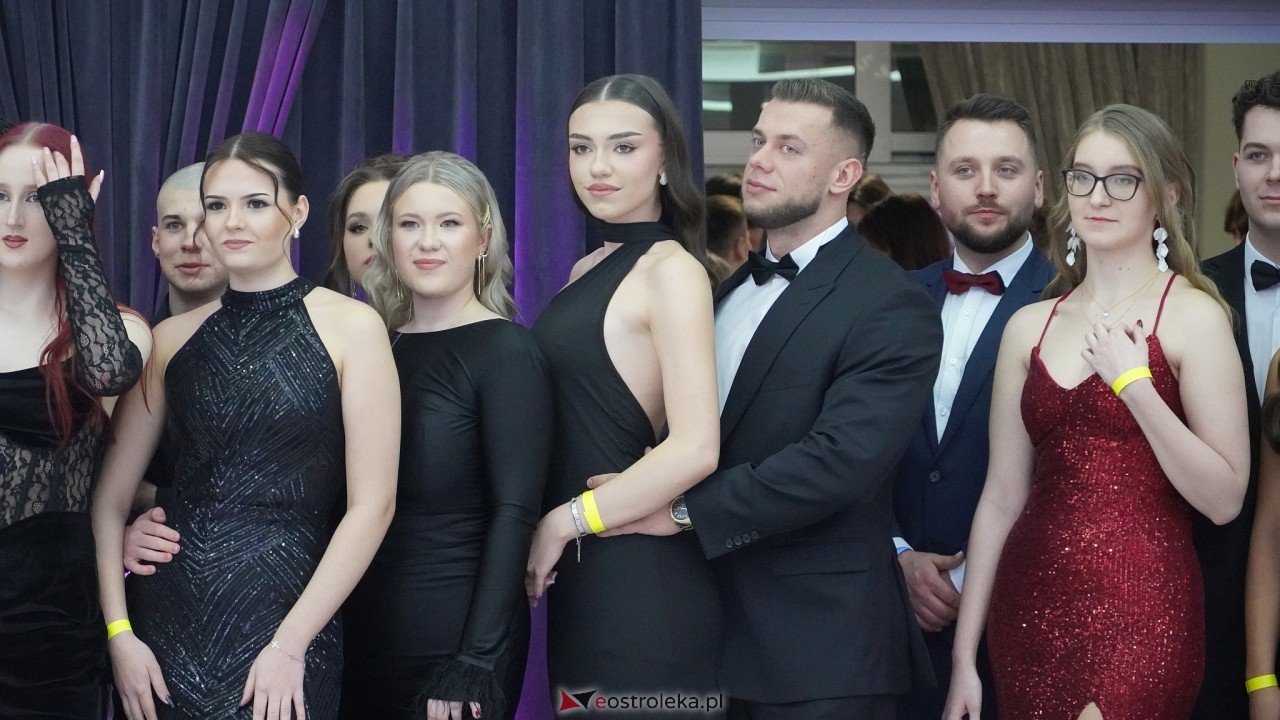 Studniówka II LO w Ostrołęce 2025 [11.02.2025] - zdjęcie #94 - eOstroleka.pl