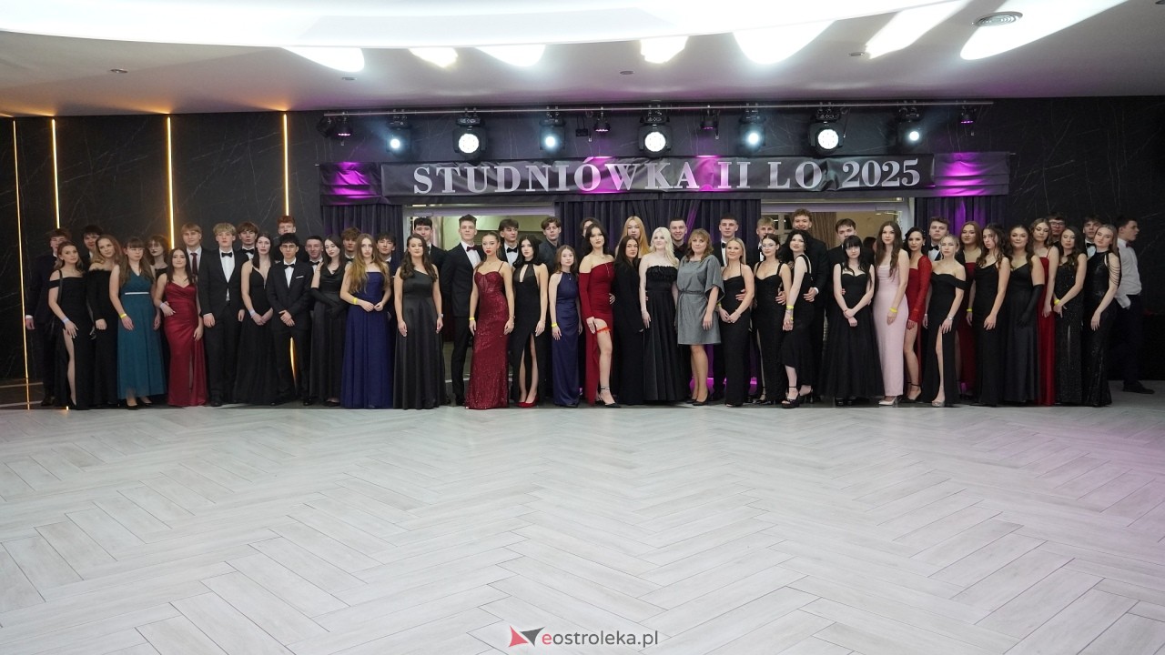 Studniówka II LO w Ostrołęce 2025 [11.02.2025] - zdjęcie #82 - eOstroleka.pl