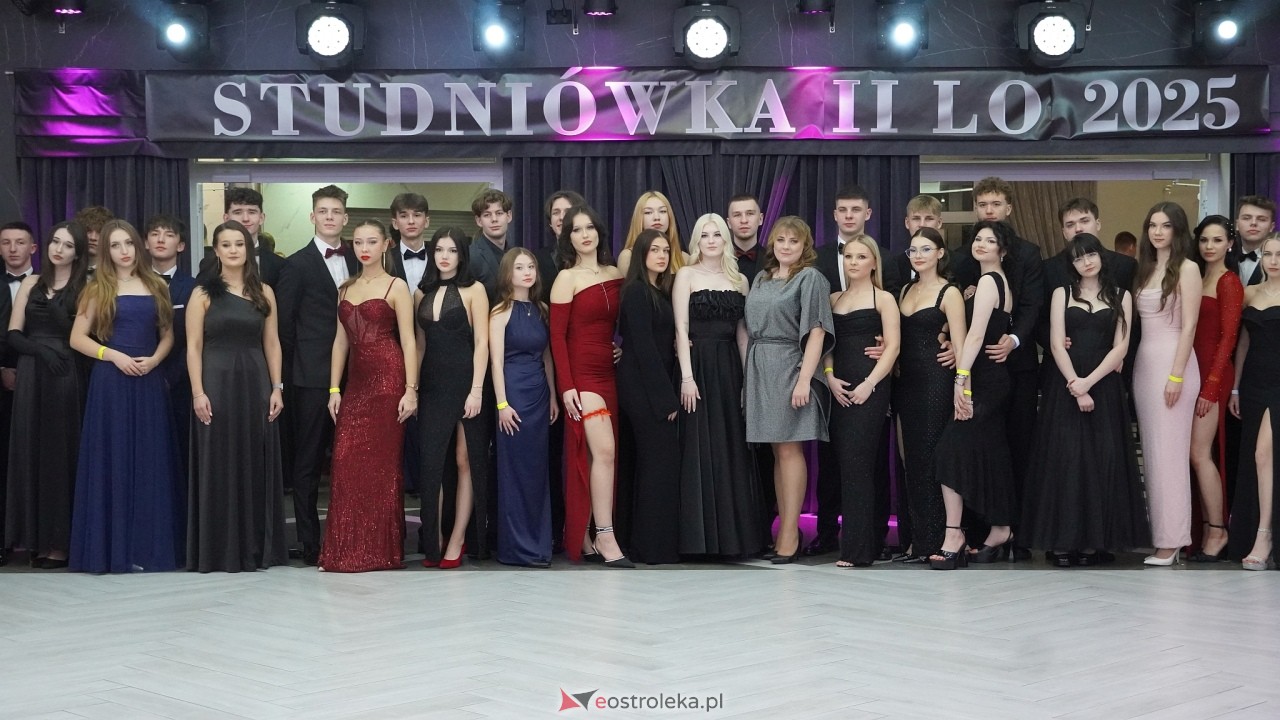 Studniówka II LO w Ostrołęce 2025 [11.02.2025] - zdjęcie #80 - eOstroleka.pl