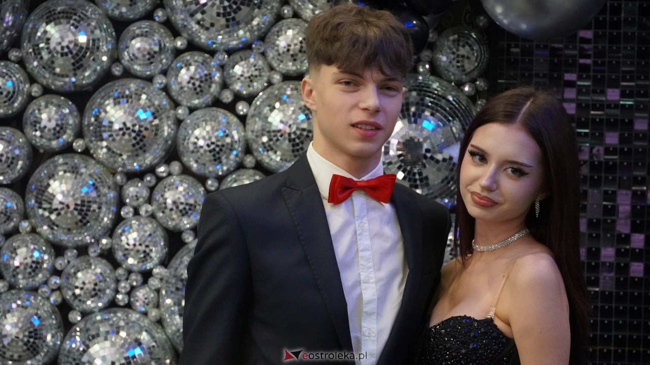 Studniówka II LO w Ostrołęce 2025 [11.02.2025] - zdjęcie #70 - eOstroleka.pl