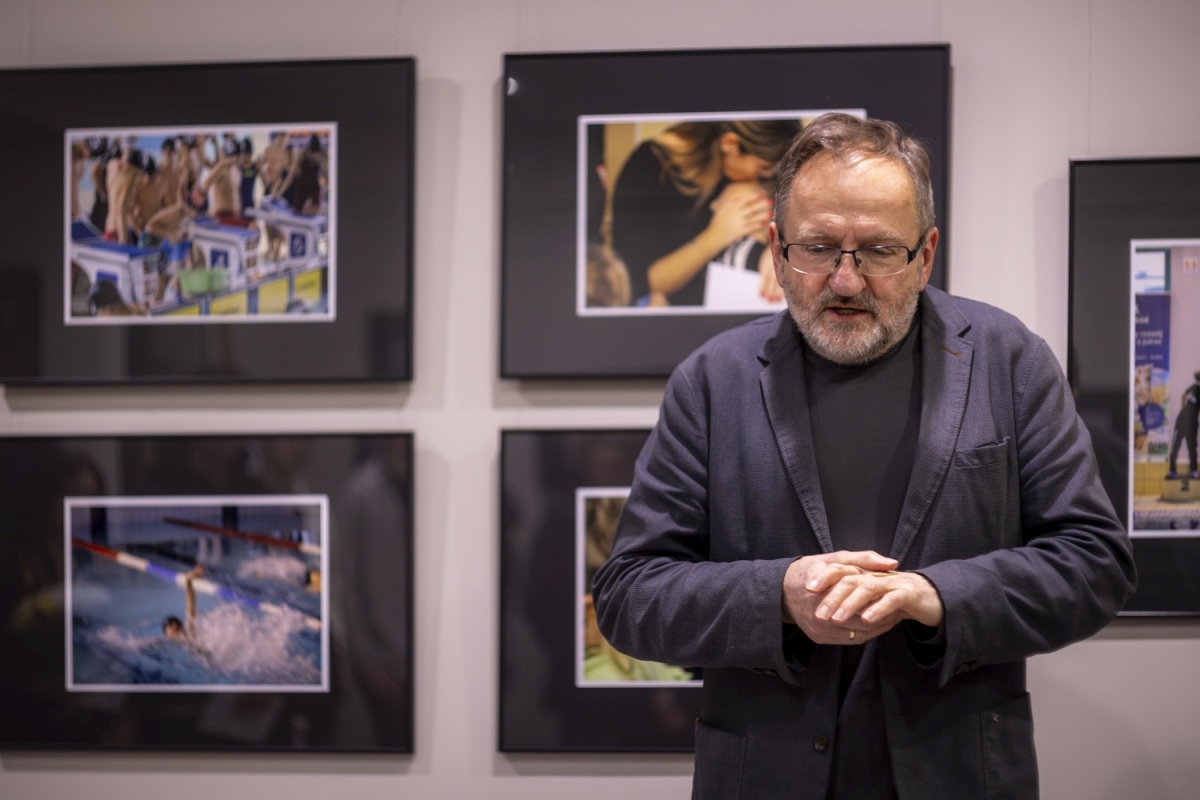 Wernisaż wystawy Jeden dzień z życia [10.01.2025] - zdjęcie #26 - eOstroleka.pl