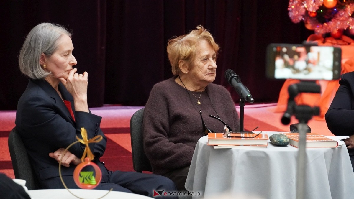W Muzeum Kultury Kurpiowskiej zaprezentowano książkę o życiu rodziny Pajewskich [12.01.2025] - zdjęcie #8 - eOstroleka.pl