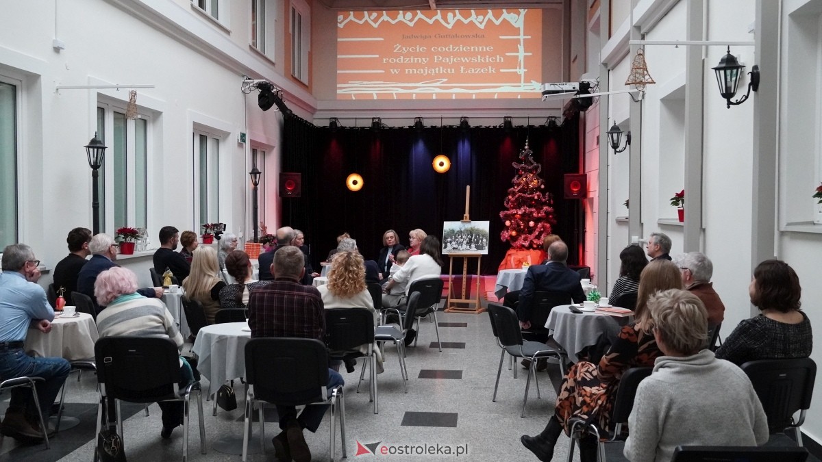 W Muzeum Kultury Kurpiowskiej zaprezentowano książkę o życiu rodziny Pajewskich [12.01.2025] - zdjęcie #5 - eOstroleka.pl