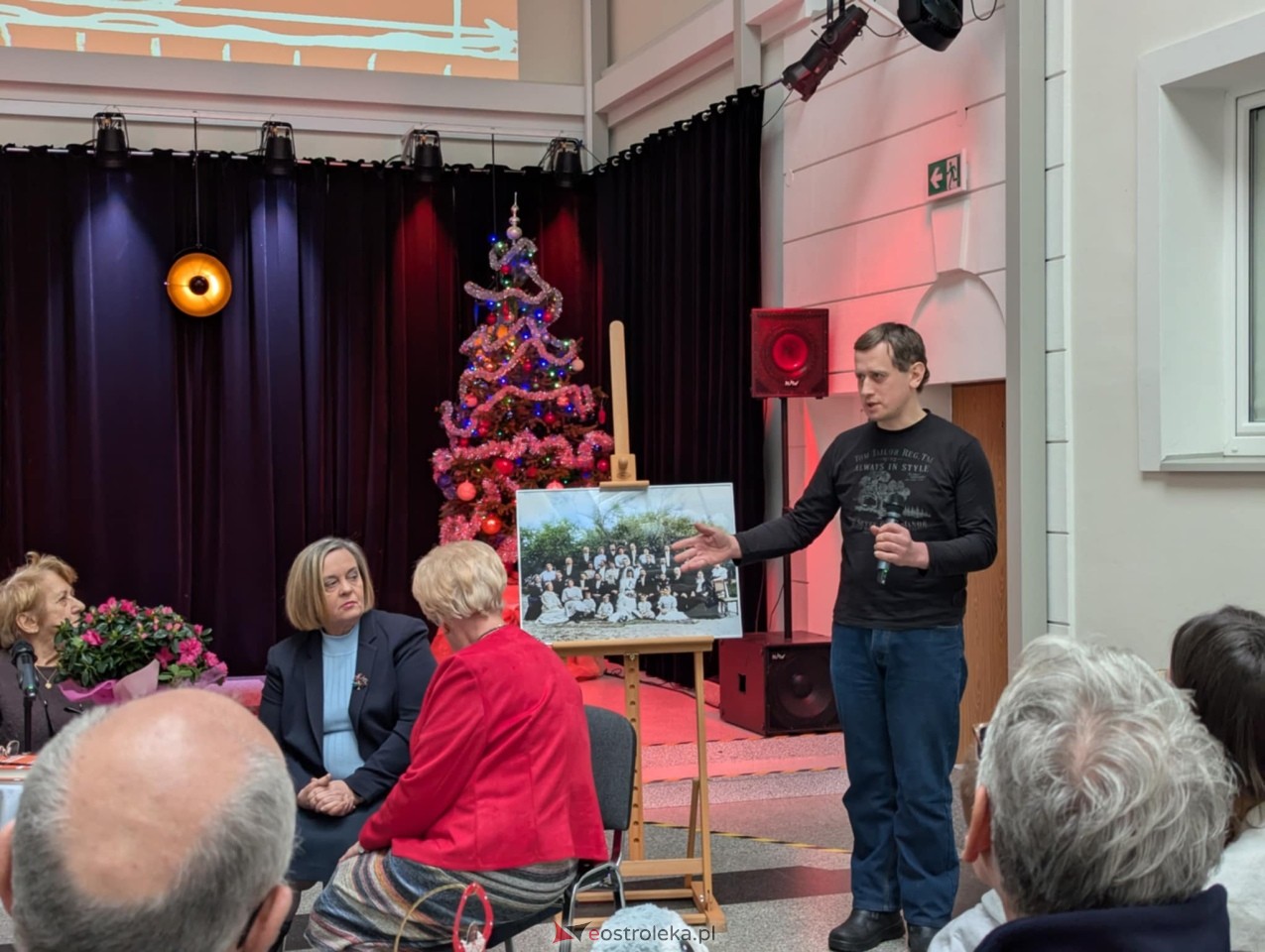 W Muzeum Kultury Kurpiowskiej zaprezentowano książkę o życiu rodziny Pajewskich [12.01.2025] - zdjęcie #2 - eOstroleka.pl
