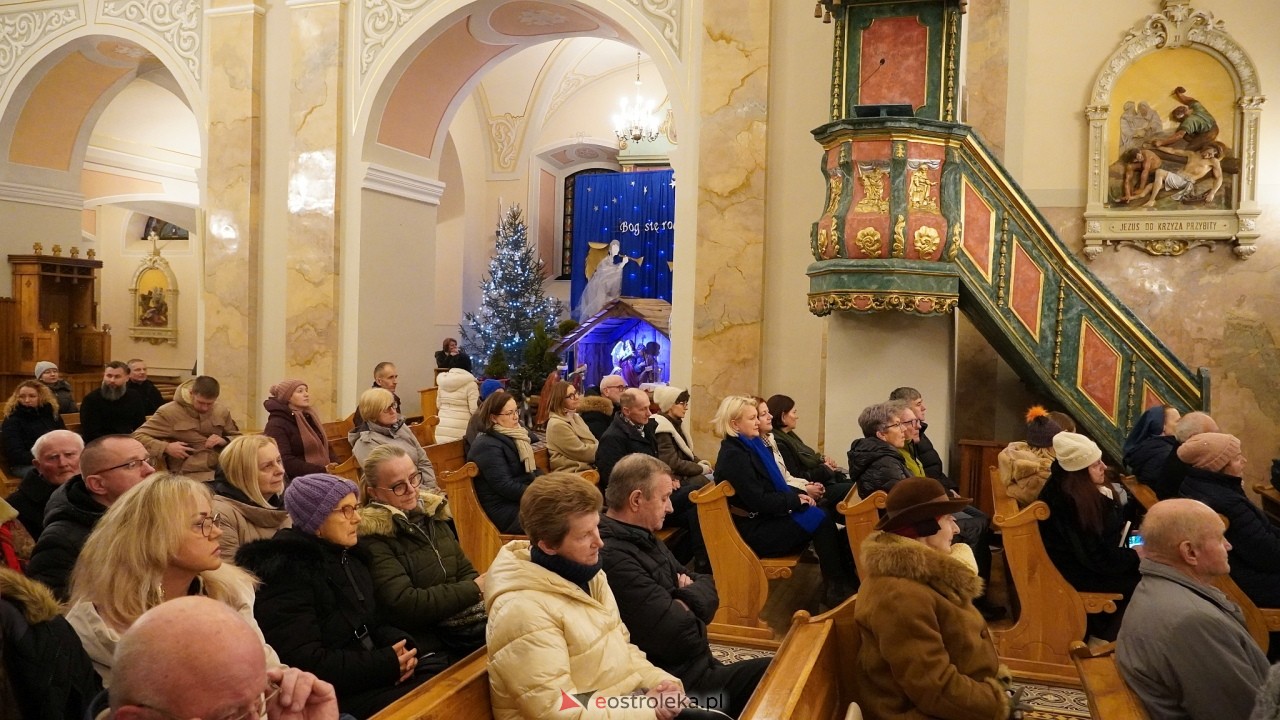 Z Narodzenia Pana - koncert kolęd zespołu Trzecie Zwrotki [12.01.2025] - zdjęcie #3 - eOstroleka.pl