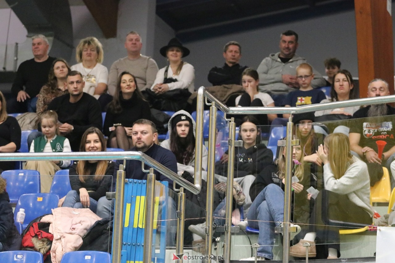 Turniej charytatywny dla Gai Zakrzewskiej [12.01.2025] - zdjęcie #6 - eOstroleka.pl