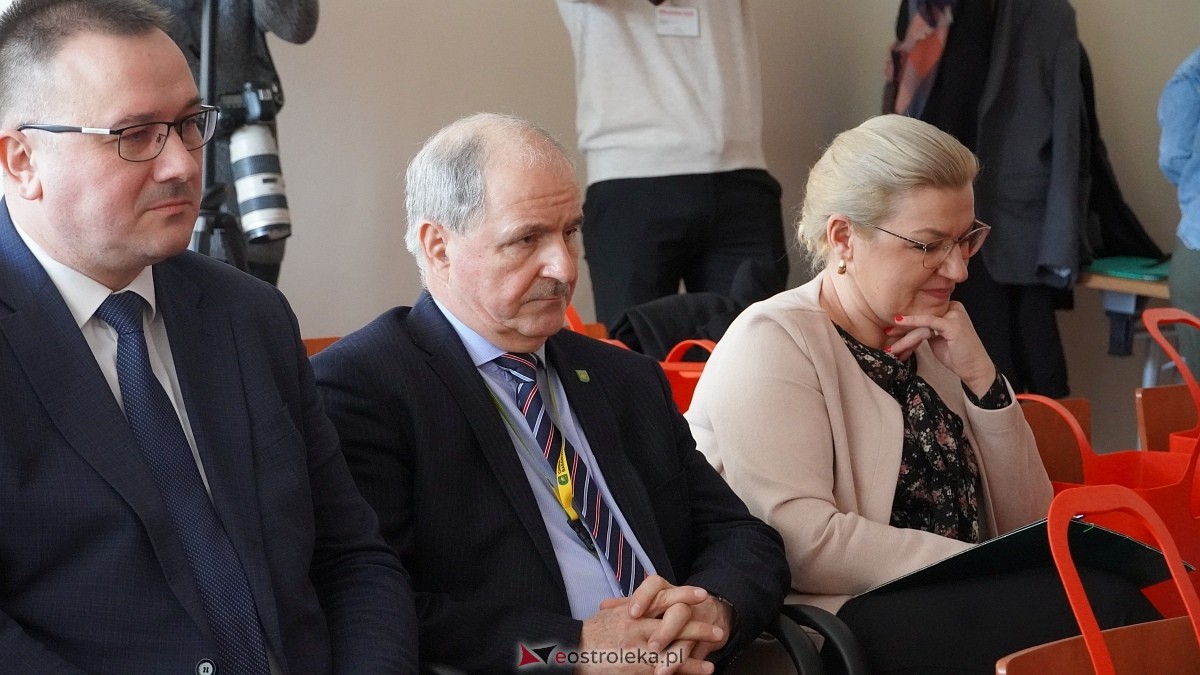 Konferencja prasowa samorządu Mazowsza [13.01.2025] - zdjęcie #9 - eOstroleka.pl