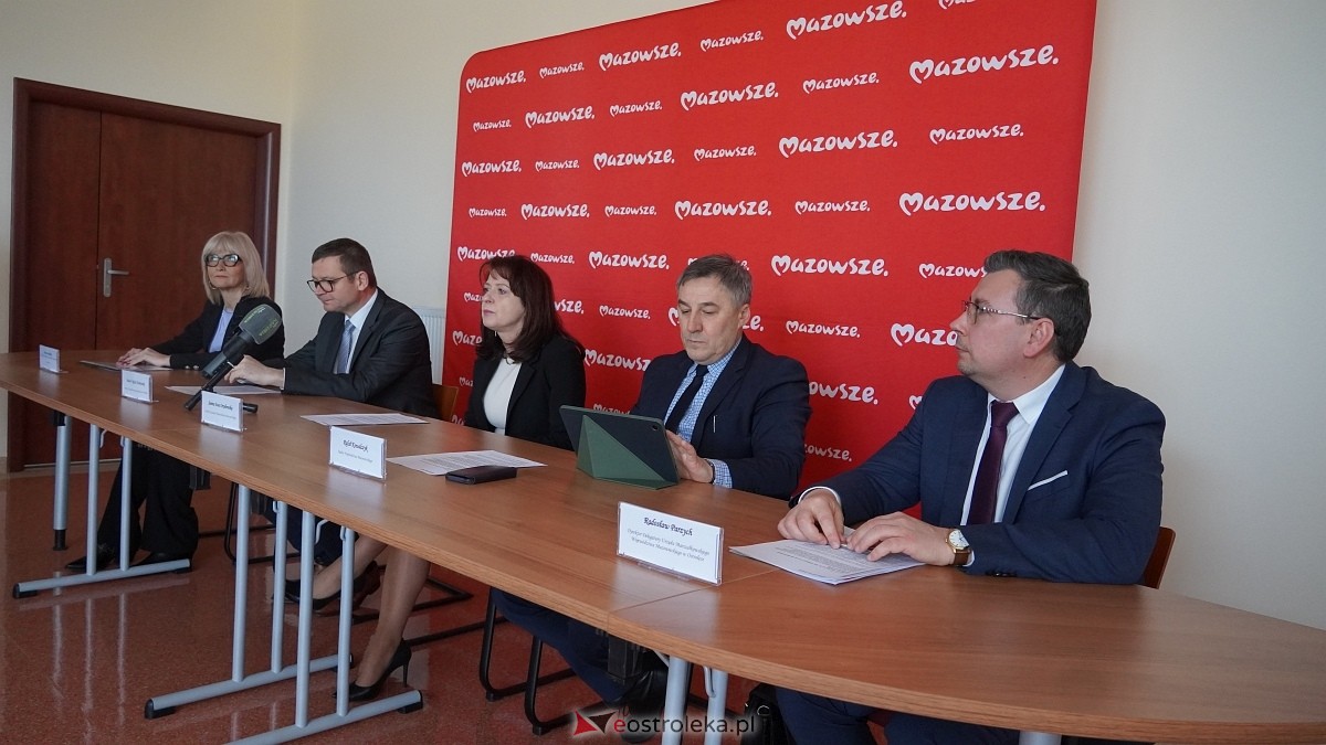 Konferencja prasowa samorządu Mazowsza [13.01.2025] - zdjęcie #8 - eOstroleka.pl