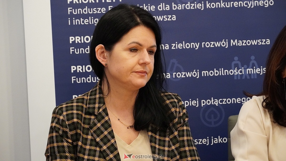 Oficjalne podpisanie umowy na budowę obwodnicy Troszyna [13.01.2025] - zdjęcie #26 - eOstroleka.pl