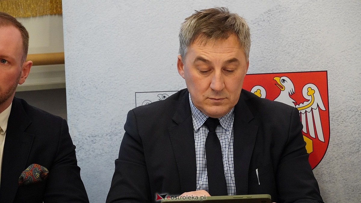 Oficjalne podpisanie umowy na budowę obwodnicy Troszyna [13.01.2025] - zdjęcie #23 - eOstroleka.pl