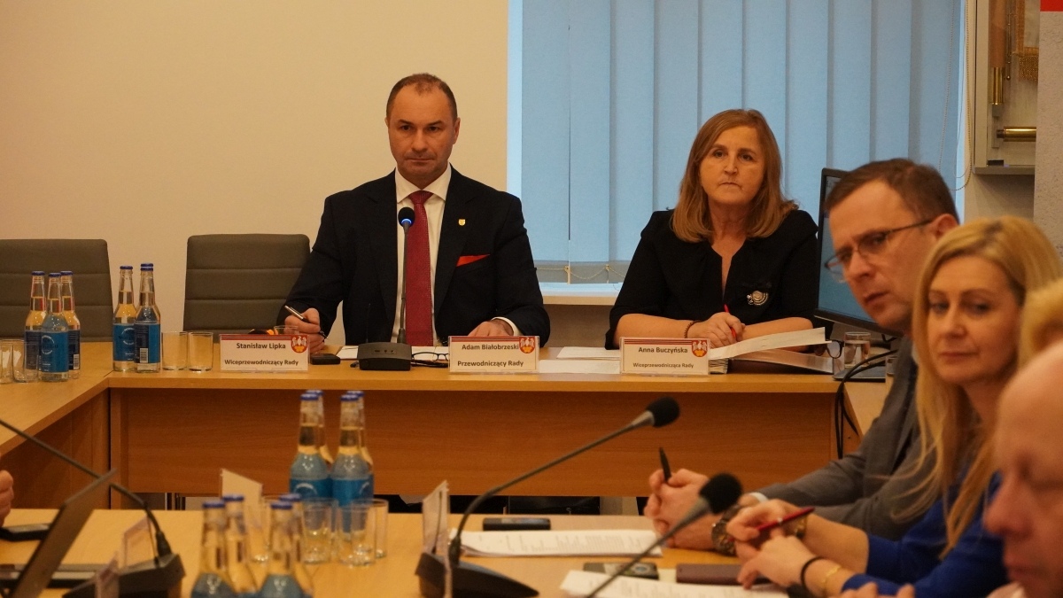 XI sesja Rady Powiatu w Ostrołęce [14.01.2025] - zdjęcie #34 - eOstroleka.pl