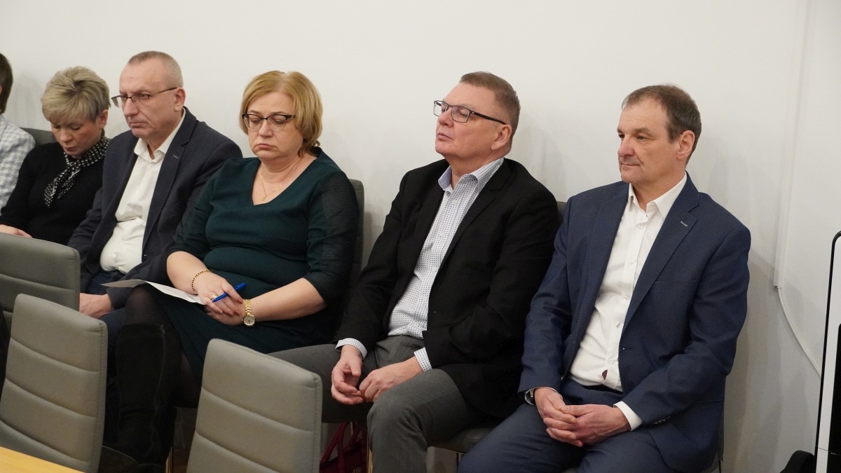 XI sesja Rady Powiatu w Ostrołęce [14.01.2025] - zdjęcie #19 - eOstroleka.pl