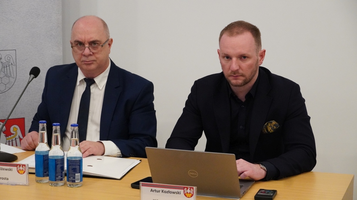 XI sesja Rady Powiatu w Ostrołęce [14.01.2025] - zdjęcie #15 - eOstroleka.pl