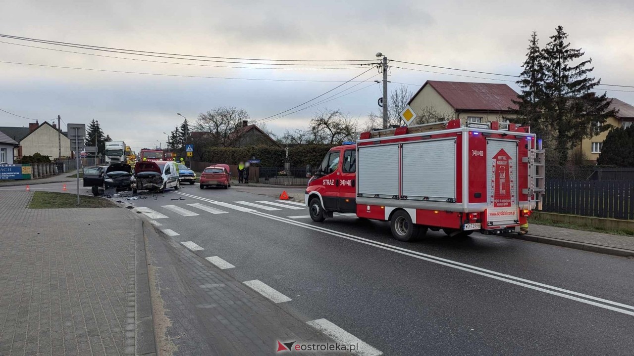 Wypadek w Zamościu [17.01.2025] - zdjęcie #10 - eOstroleka.pl