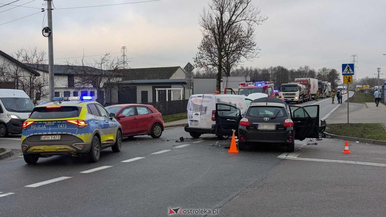 Wypadek w Zamościu [17.01.2025] - zdjęcie #2 - eOstroleka.pl