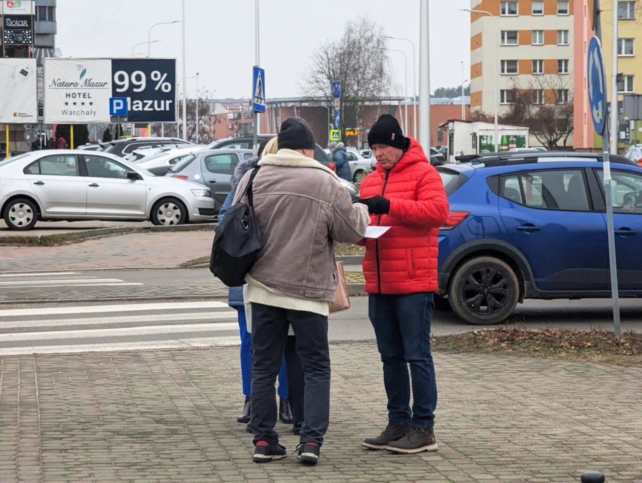 Zbiórka podpisów poparcia dla Rafała Trzaskowskiego [18.01.2025] - zdjęcie #15 - eOstroleka.pl