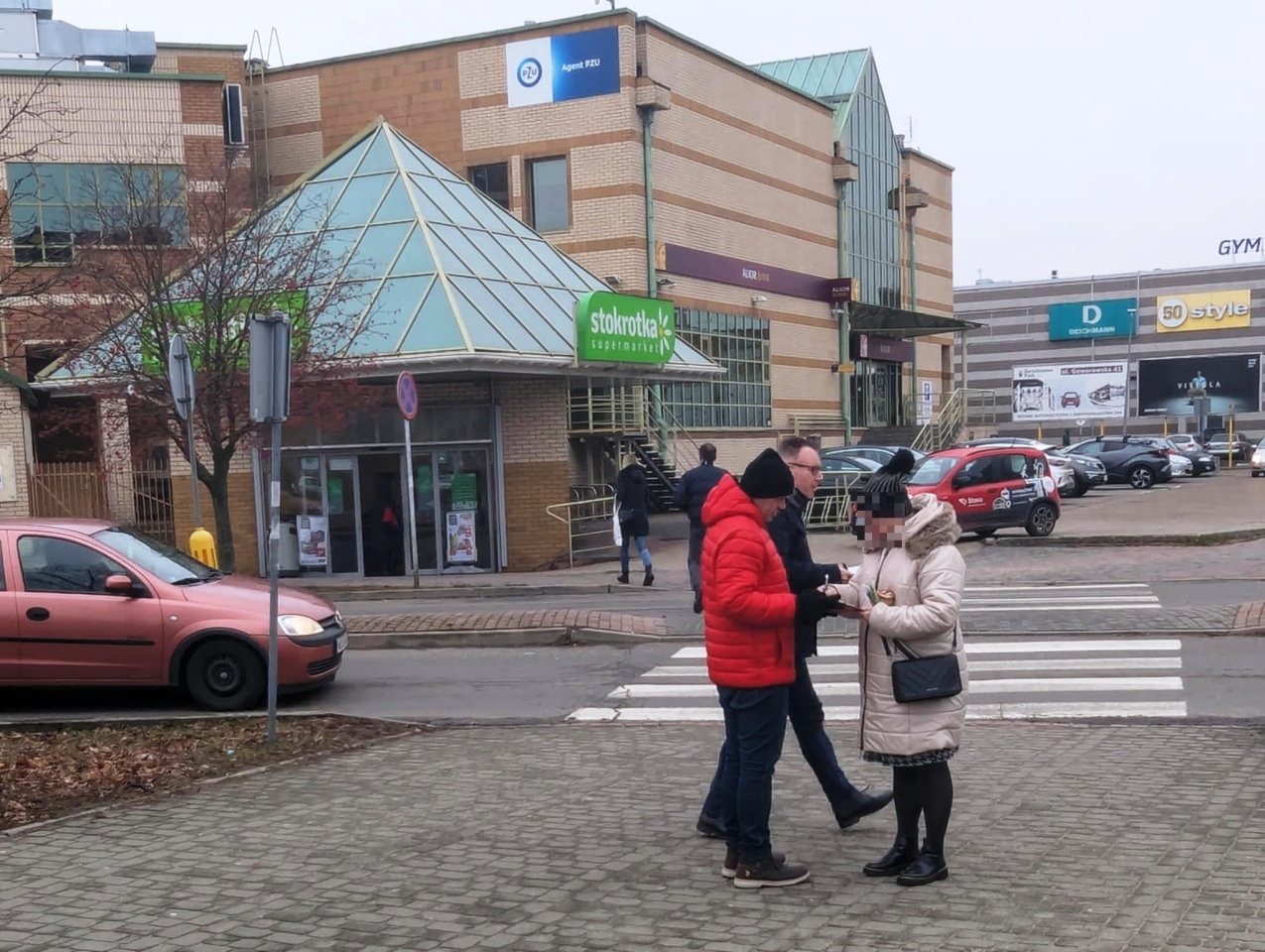 Zbiórka podpisów poparcia dla Rafała Trzaskowskiego [18.01.2025] - zdjęcie #2 - eOstroleka.pl