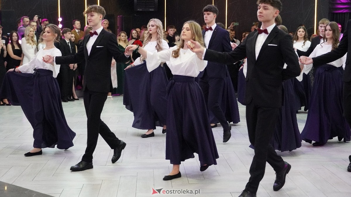  Studniówka w I LO w Ostrołęce [18.01.2025] - zdjęcie #398 - eOstroleka.pl
