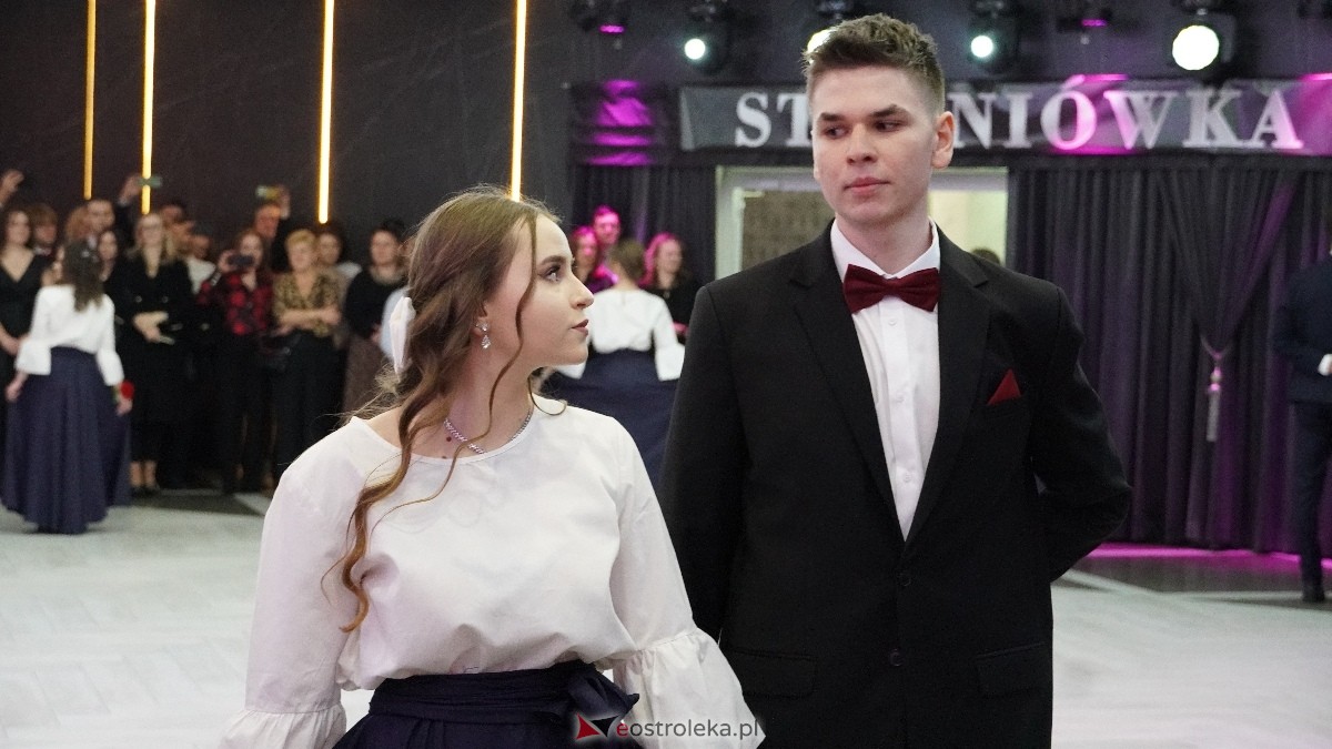  Studniówka w I LO w Ostrołęce [18.01.2025] - zdjęcie #376 - eOstroleka.pl