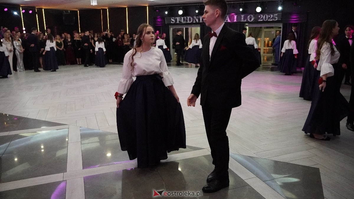  Studniówka w I LO w Ostrołęce [18.01.2025] - zdjęcie #372 - eOstroleka.pl