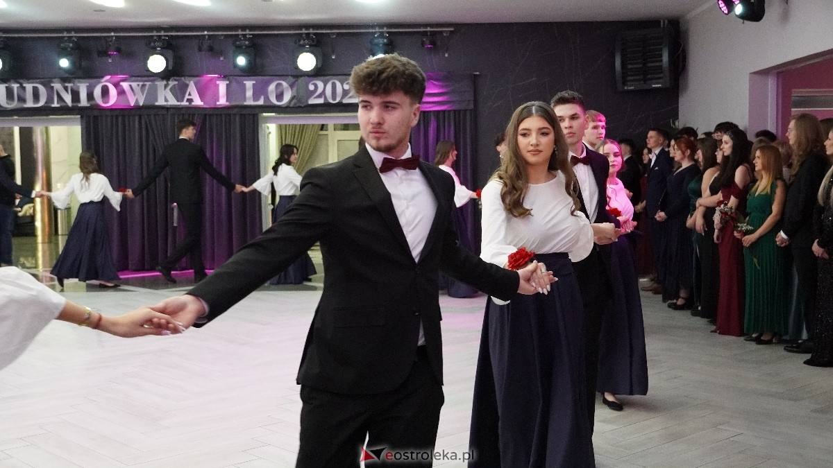  Studniówka w I LO w Ostrołęce [18.01.2025] - zdjęcie #364 - eOstroleka.pl