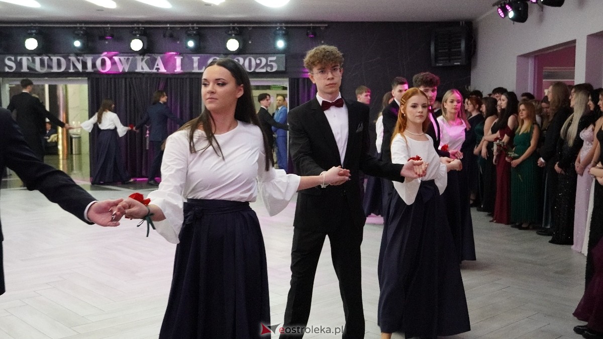  Studniówka w I LO w Ostrołęce [18.01.2025] - zdjęcie #357 - eOstroleka.pl