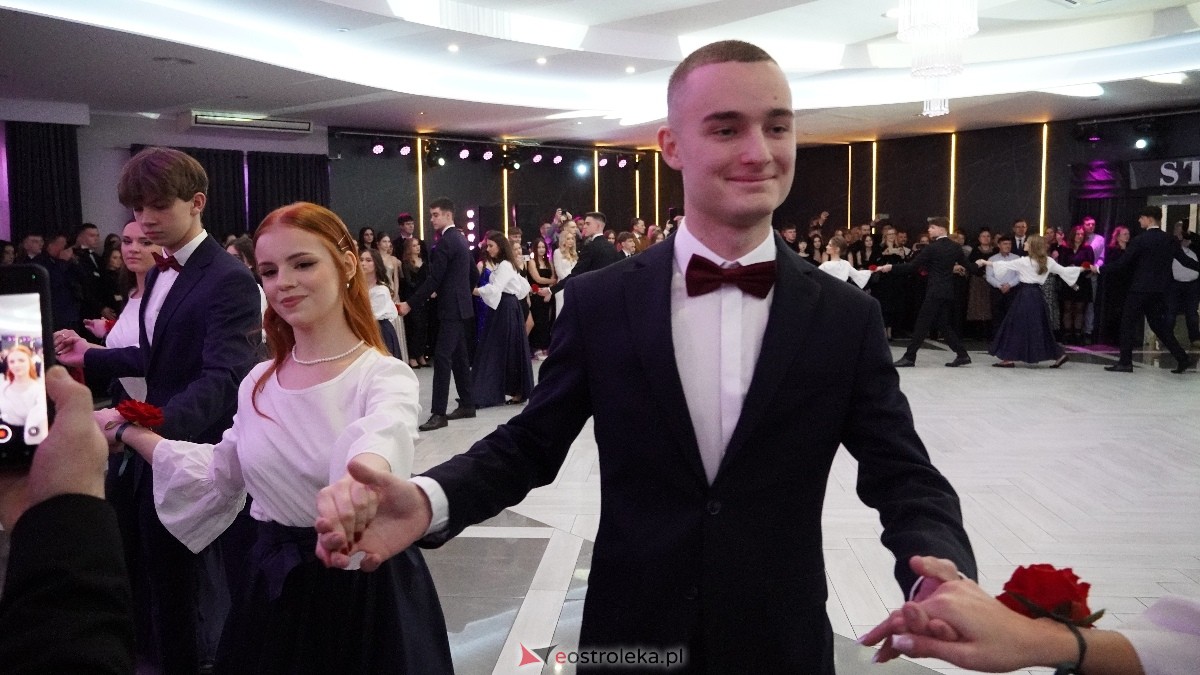  Studniówka w I LO w Ostrołęce [18.01.2025] - zdjęcie #345 - eOstroleka.pl