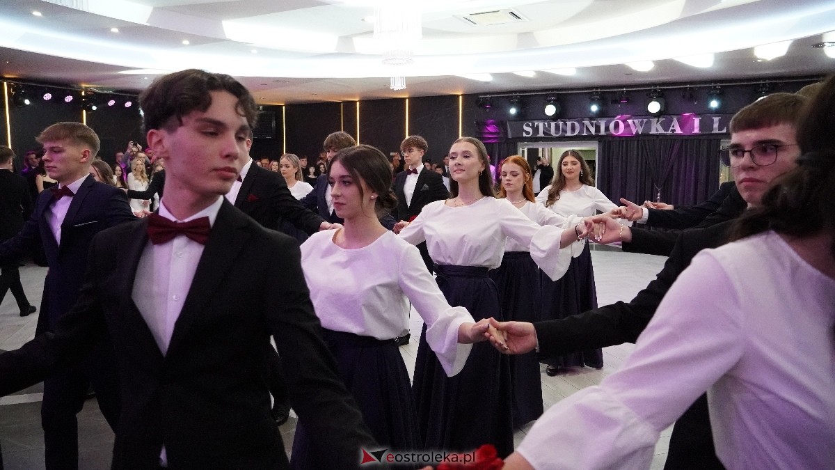  Studniówka w I LO w Ostrołęce [18.01.2025] - zdjęcie #327 - eOstroleka.pl