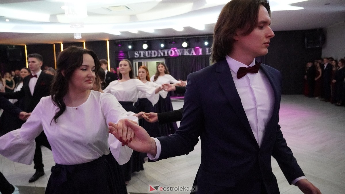  Studniówka w I LO w Ostrołęce [18.01.2025] - zdjęcie #325 - eOstroleka.pl