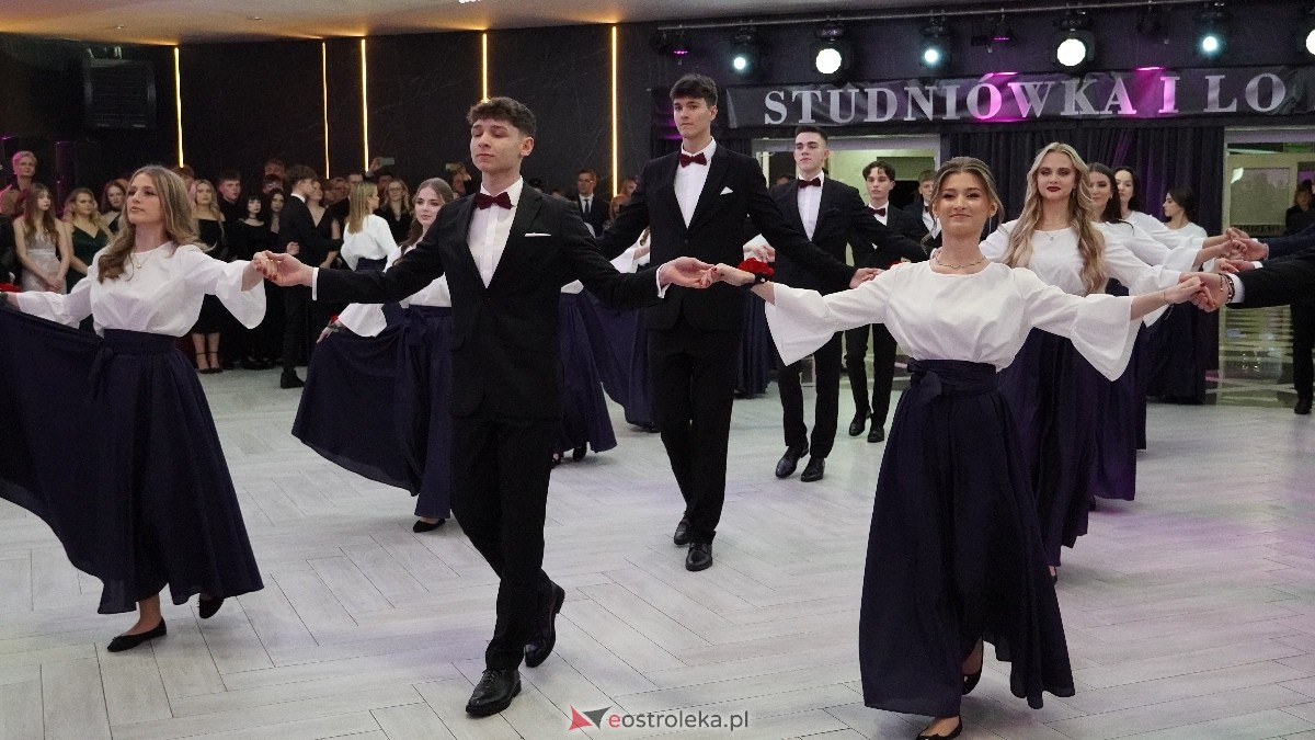  Studniówka w I LO w Ostrołęce [18.01.2025] - zdjęcie #312 - eOstroleka.pl