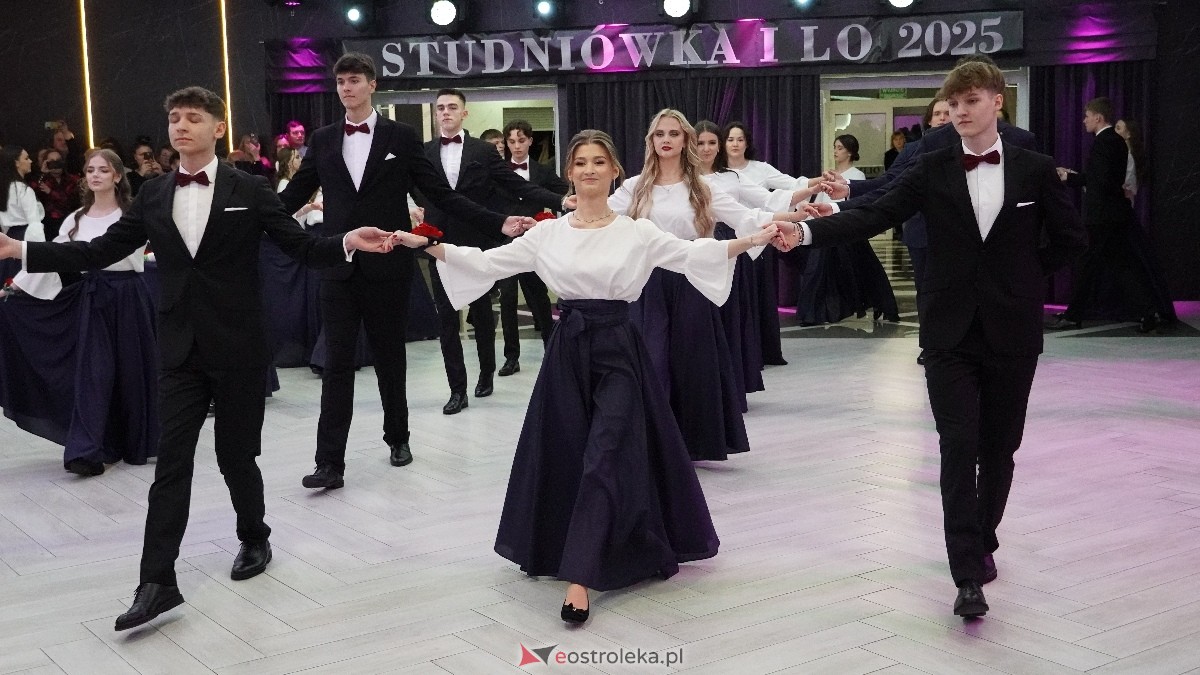  Studniówka w I LO w Ostrołęce [18.01.2025] - zdjęcie #309 - eOstroleka.pl