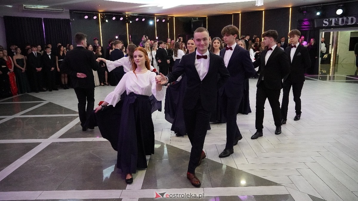  Studniówka w I LO w Ostrołęce [18.01.2025] - zdjęcie #297 - eOstroleka.pl