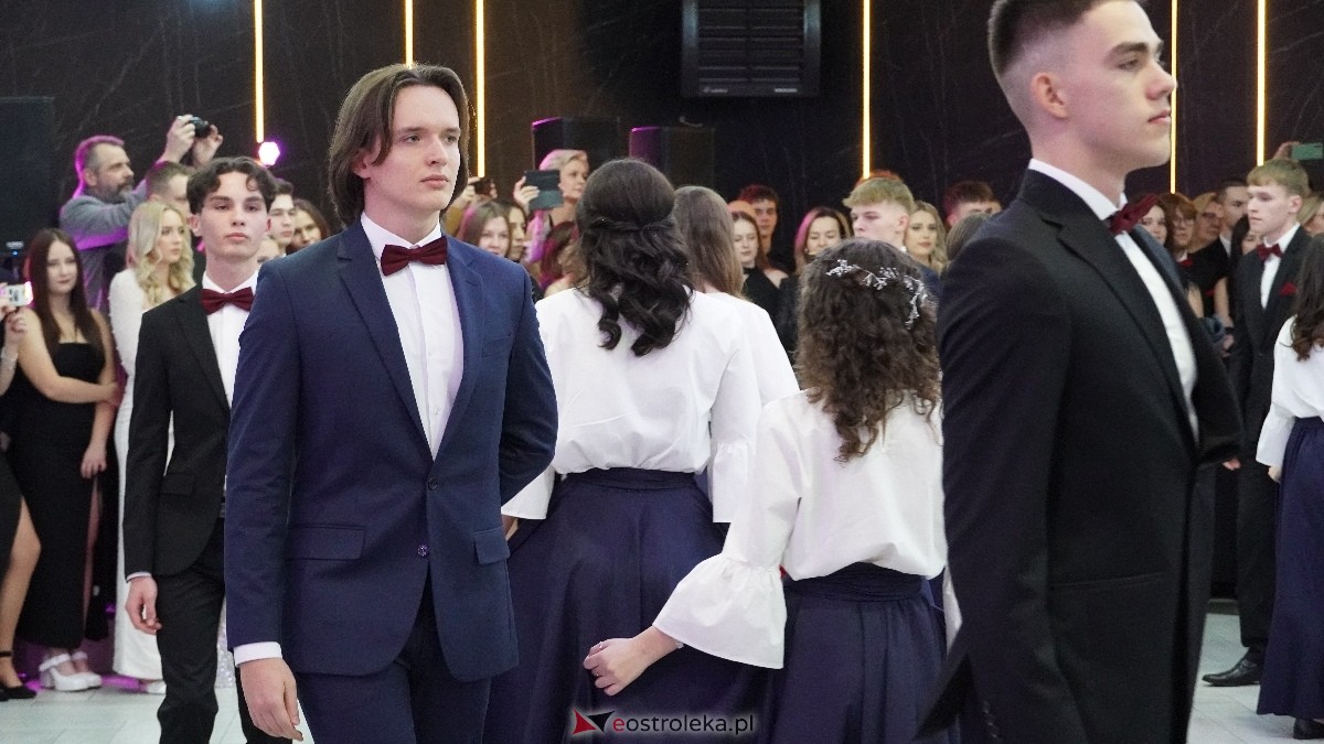  Studniówka w I LO w Ostrołęce [18.01.2025] - zdjęcie #336 - eOstroleka.pl