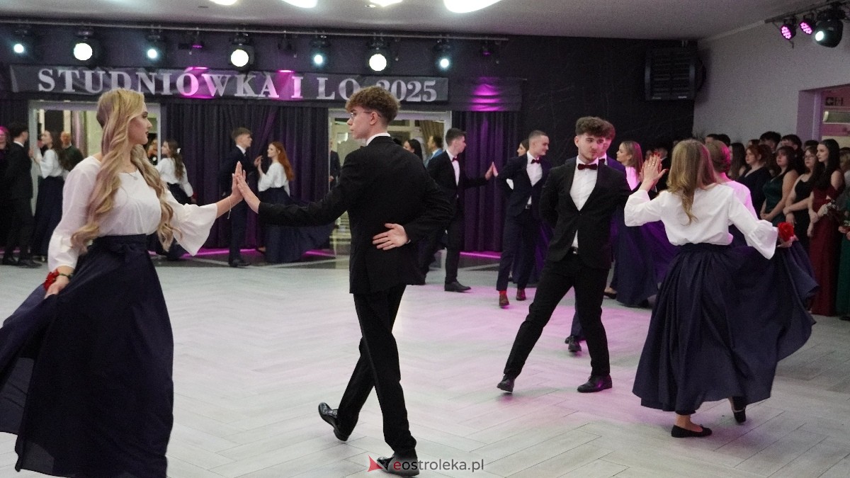  Studniówka w I LO w Ostrołęce [18.01.2025] - zdjęcie #298 - eOstroleka.pl