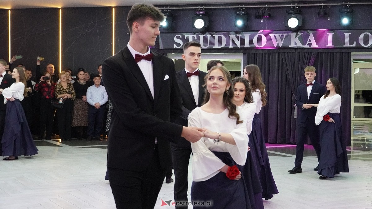  Studniówka w I LO w Ostrołęce [18.01.2025] - zdjęcie #263 - eOstroleka.pl