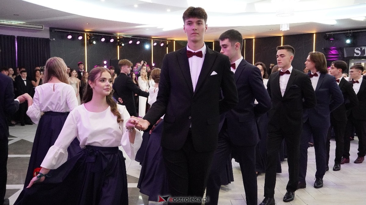  Studniówka w I LO w Ostrołęce [18.01.2025] - zdjęcie #229 - eOstroleka.pl