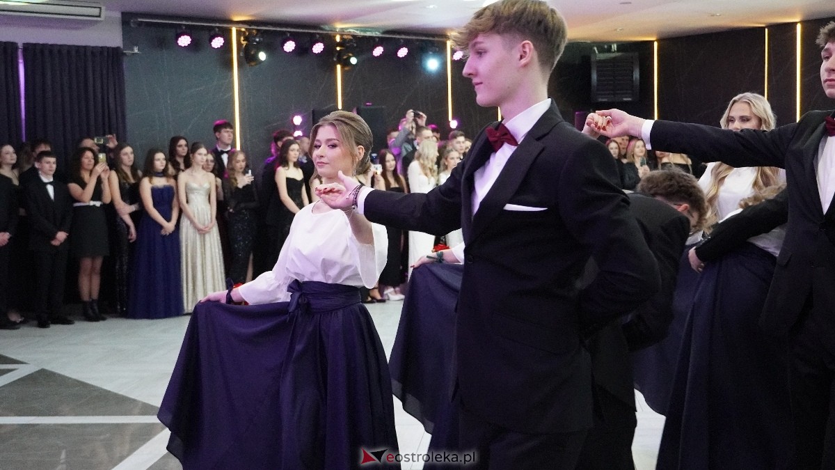  Studniówka w I LO w Ostrołęce [18.01.2025] - zdjęcie #217 - eOstroleka.pl