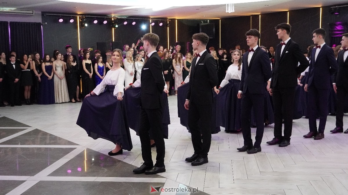  Studniówka w I LO w Ostrołęce [18.01.2025] - zdjęcie #209 - eOstroleka.pl