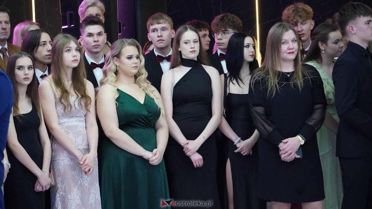  Studniówka w I LO w Ostrołęce [18.01.2025] - zdjęcie #308 - eOstroleka.pl