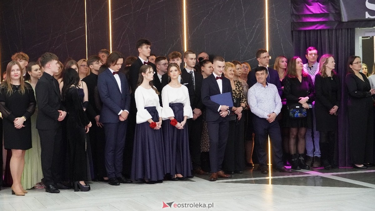  Studniówka w I LO w Ostrołęce [18.01.2025] - zdjęcie #287 - eOstroleka.pl
